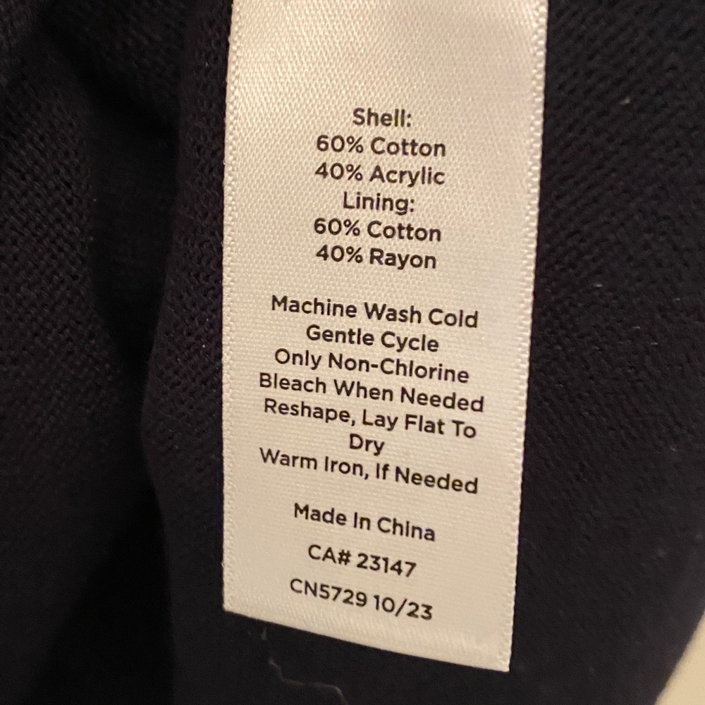 Talbots Navy Short Sleeve Sweater with Knit Lining - Picture 12 of 12